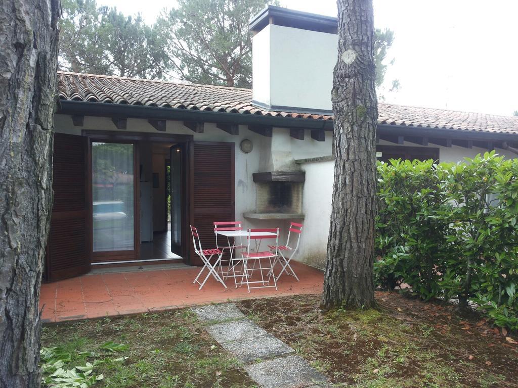 Villetta Corte Grande Aprilia Marittima Exterior foto